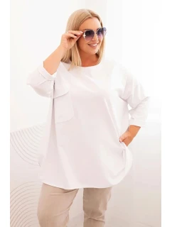 Dámská blůza Plus Size s model 21820411 s kapsou a s ohrnovacími rukávy bílá - K-Fashion