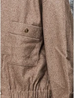 Krótka kurtka damska z stójką taupe model 22341054 - FashionStreet Krótka kurtka damska z stójką taupe model 22341054 - FashionStreet