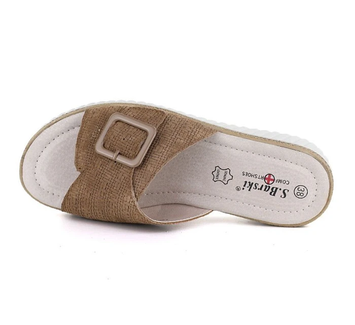 Dámské kožené žabky na platformě hnědé model 22097148 - S.Barski