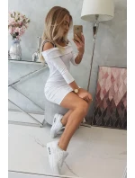 Šaty se širokými ramínky bílé Šaty se širokými ramínky bílé