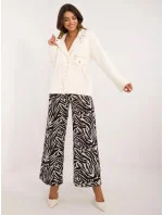 Krátká vlněná bunda typu alpaka v barvě ecru (250)