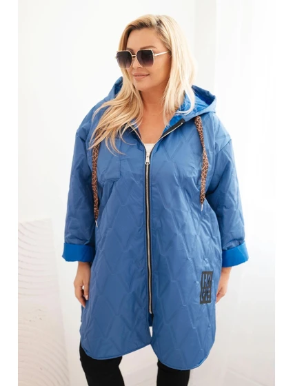 Dámská bunda Plus Size prošívaná s kapucí a nápisem model 21402236 - K-Fashion
