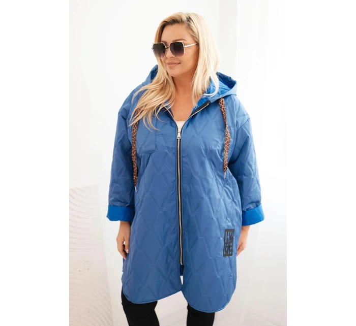 Dámská bunda Plus Size prošívaná s kapucí a nápisem model 21402236 - K-Fashion