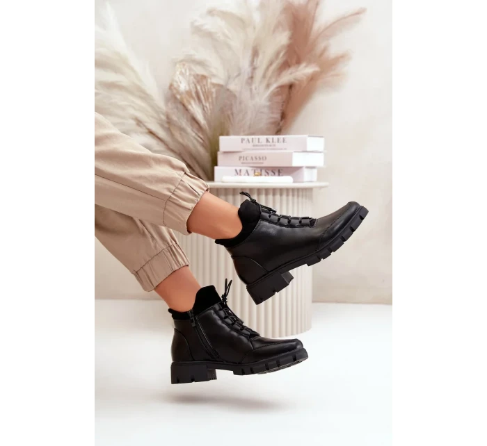 Nízké dámské kotníkové boty zateplené z eko kůže černé Erisabelle Nízké dámské kotníkové boty zateplené z eko kůže černé Erisabelle