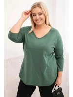Dámská bavlněná blůza Plus Size s výstřihem do V a ohrnovacími rukávy tmavě khaki Dámská bavlněná blůza Plus Size s výstřihem do V a ohrnovacími rukávy tmavě khaki