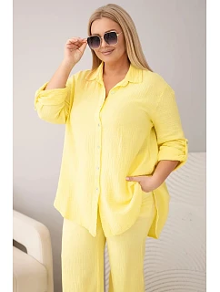 Dámský komplet Plus Size s košilí na knoflíky a kalhotami se širokými nohavicemi žlutý model 22069909 - K-Fashion