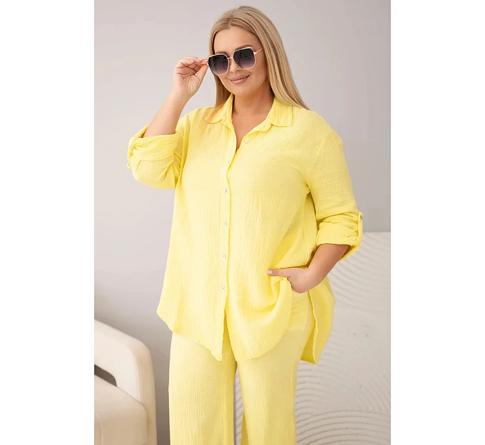 Dámský komplet Plus Size s košilí na knoflíky a kalhotami se širokými nohavicemi žlutý model 22069909 - K-Fashion