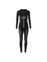 Set W model 19528491 - Iguana