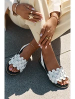 Kožené sandály na plochém podpatku bílé model 21694281 - Zazoo