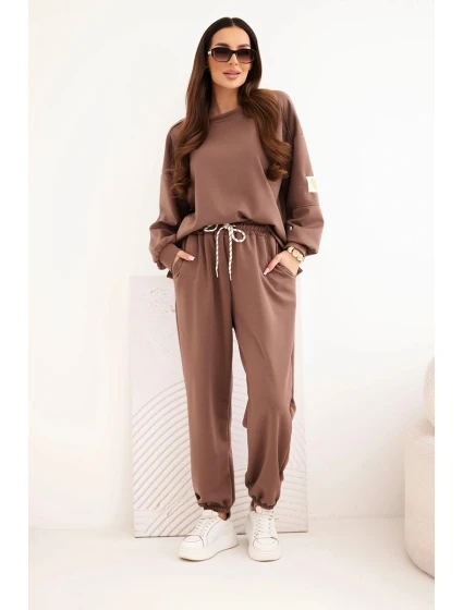 Dámský máslový komplet s volnou mikinou a kalhotami s nápisem LOVE čokoládový