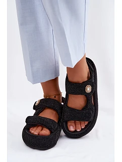 Zdobené dámské sandály na platformě model 22111259 Černé - Goe
