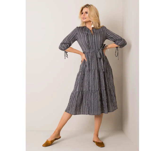 Šaty LK SK model 14830521 šedá černá - FPrice