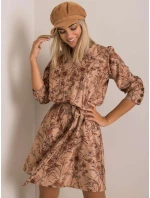 Šaty LK SK model 14832905 světle hnědá - FPrice Šaty LK SK model 14832905 světle hnědá - FPrice