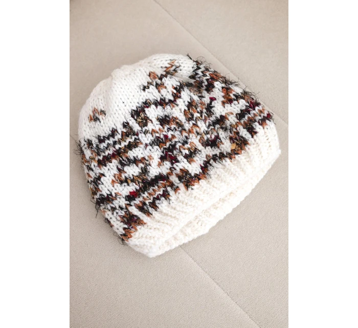 Dámská zimní vlněná čepice s ozdobnými krystalky K399 černá Dámská zimní vlněná čepice s ozdobnými krystalky K399 černá