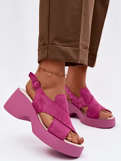 Kožené dámské sandály na platformě model 22101332 Fuchsiová - S.Barski