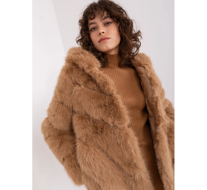 AT KR 2386 bunda.00P velbloud