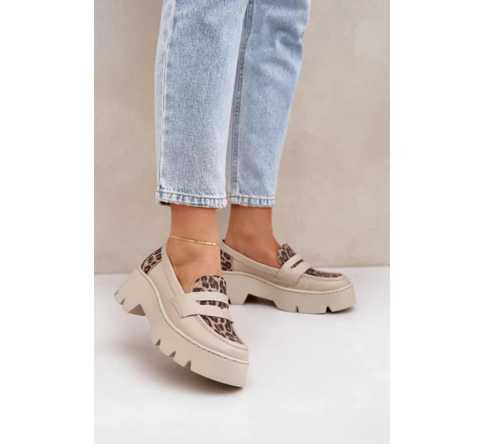 Dámské kožené mokasíny na platformě a plochém podpatku Zazoo – světle béžové s panterkovým vzorem