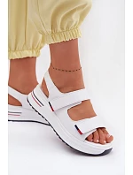 Kožené dámské sandály na platformě na suchý zip bílé Jemela Kožené dámské sandály na platformě na suchý zip bílé Jemela