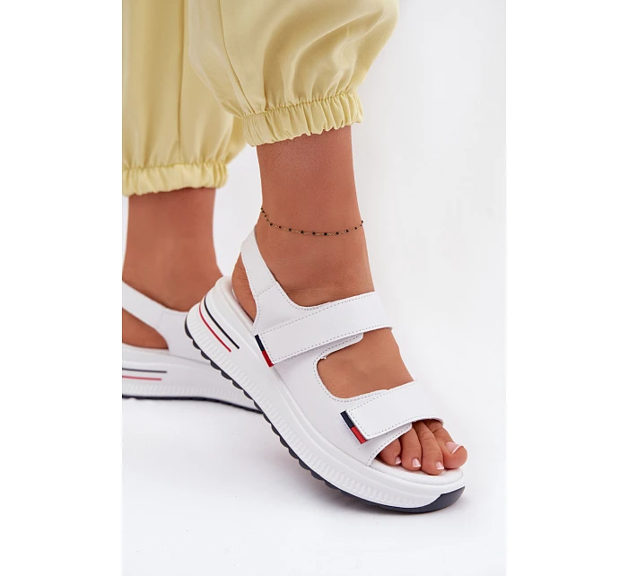 Kožené dámské sandály na platformě na suchý zip bílé Jemela Kožené dámské sandály na platformě na suchý zip bílé Jemela