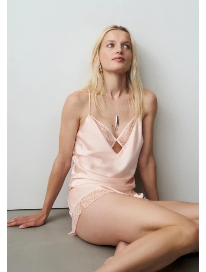 A Weekend to  PINK  PINK  model 21792464 - Triumph