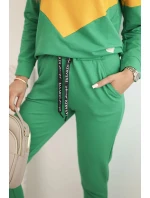 Dámský komplet teplákový Plus Size s výstřihem do V zelený Dámský komplet teplákový Plus Size s výstřihem do V zelený