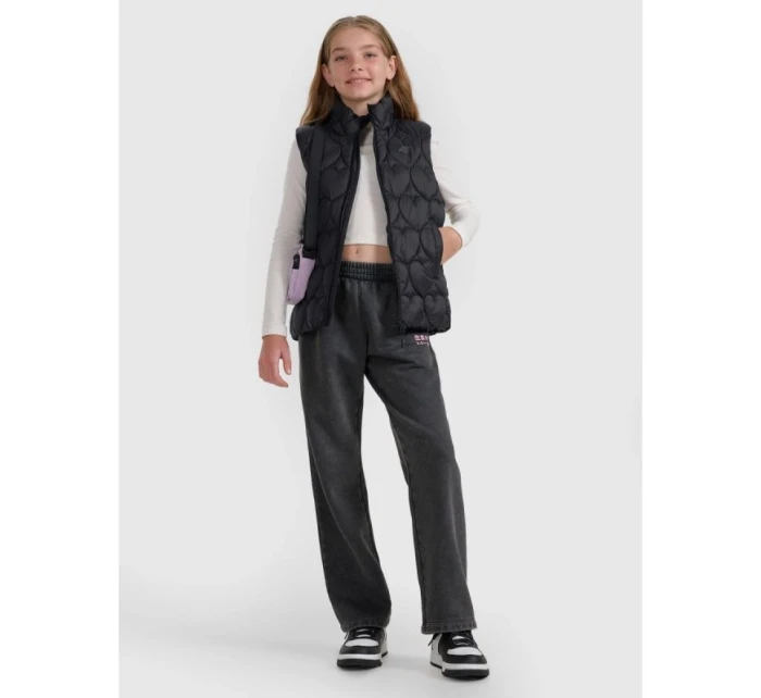 Dívčí rukávy bez rukávů se syntetickou výplní model 21814807 - 4F Dívčí rukávy bez rukávů se syntetickou výplní model 21814807 - 4F