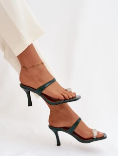 Dámské lodičky na podpatku s ozdobným detailem tmavě zelené model 21943395 - Boto