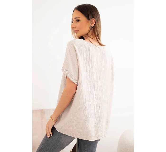 Dámská bavlněná oversize halenka s výstřihem do V a s krajkou béžová