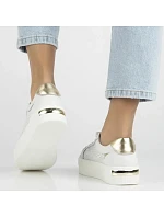 Bílé kožené polobotky na platformě Filippo DP7668/26
