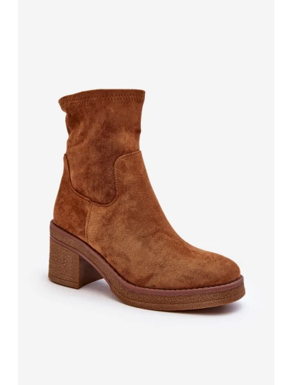 Dámské botky na podpatku Camel model 21642297 - Boto
