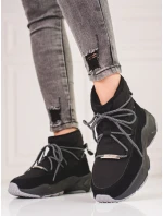 Praktické dámské  sněhule černé bez podpatku