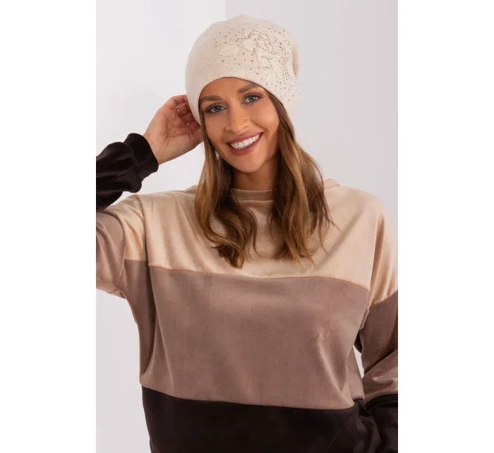 Čepice model 191109 AT Čepice model 191109 AT