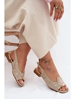 Dámské sandály na nízkém podpatku s ozdobou Zlato Glima