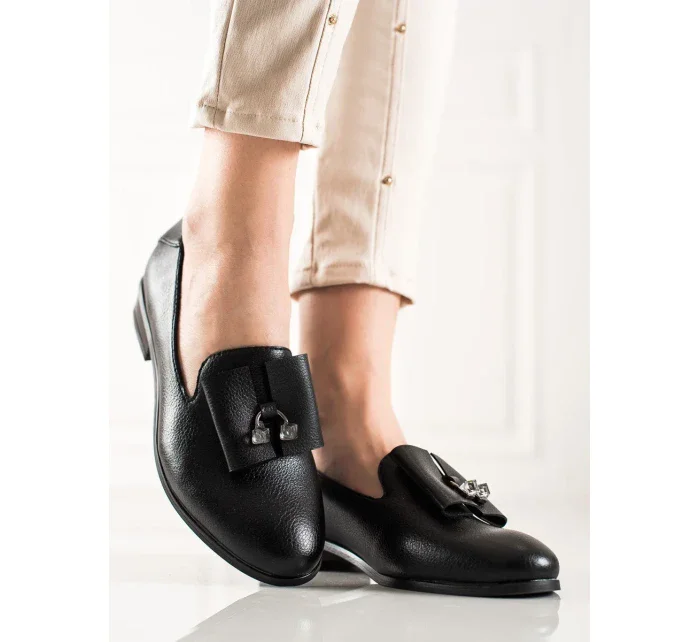 Exkluzívní dámské  polobotky černé na plochém podpatku