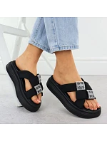 Dámské žabky na platformě se zirkony černé Potocki 16347 Dámské žabky na platformě se zirkony černé Potocki 16347