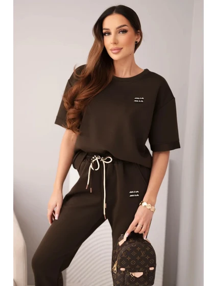 Dámský komplet viskózový s krátkým rukávem a kalhotami s ohrnutými nohavicemi hnědý