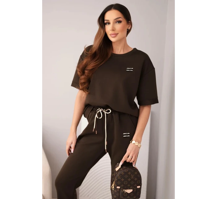 Dámský komplet viskózový s krátkým rukávem a kalhotami s ohrnutými nohavicemi hnědý