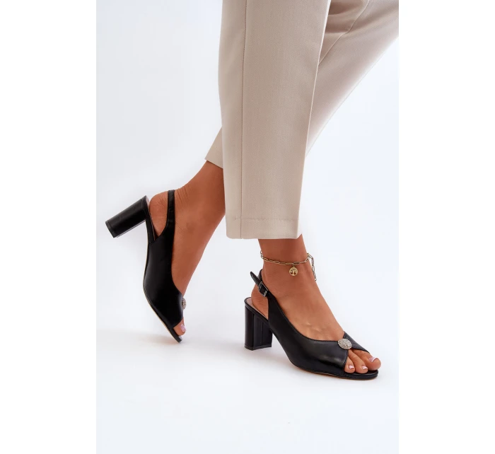 Elegantní Sandály Na Podpatku S Ozdobou Černé Trasea