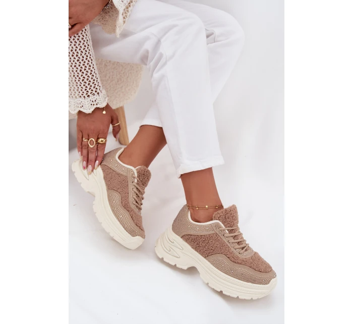 Dámské tenisky s krystaly a beránkovým kožíškem béžové Zarika Dámské tenisky s krystaly a beránkovým kožíškem béžové Zarika