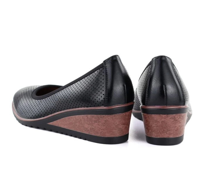 Dámské ažurové lodičky na platformě černé Vinceza 58629 Dámské ažurové lodičky na platformě černé Vinceza 58629