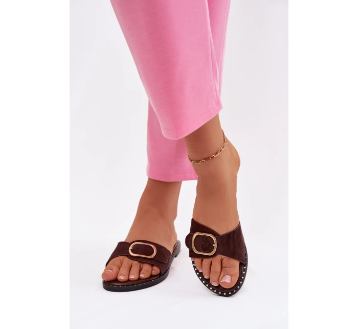 Dámské pantofle na ploché podrážce se zlatou sponou čokoládové Selivelle