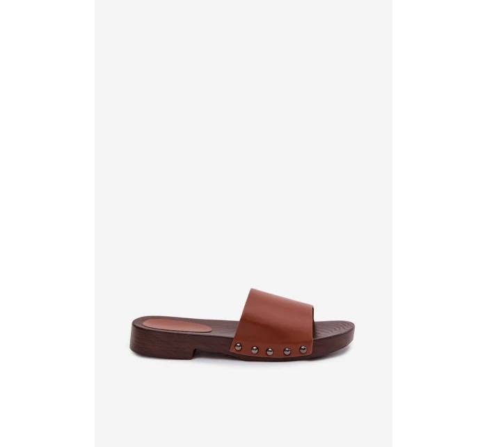 Dámské pantofle s přezkami na nízkém podpatku Camel Brinalle