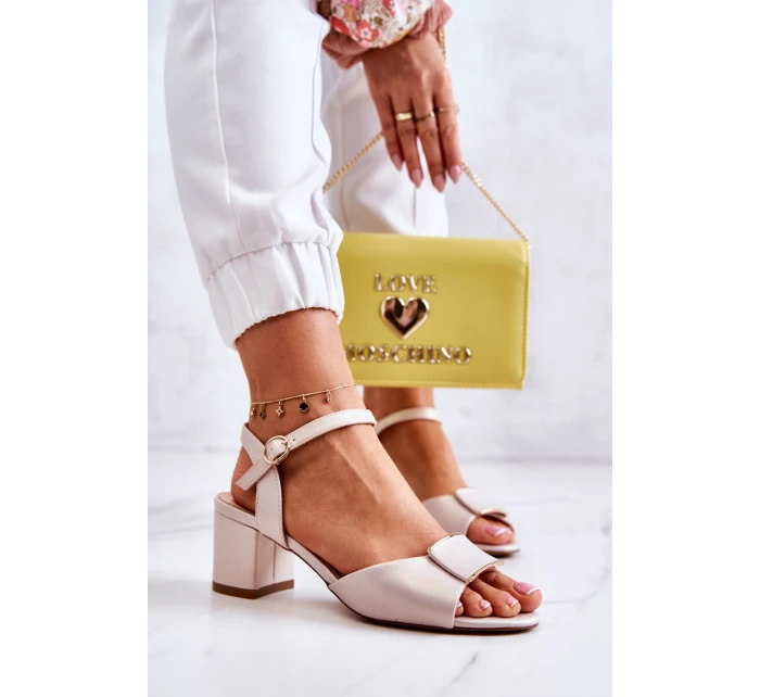 Kožené Sandály Na Vysokém Podpatku Béžová Lorisa Kožené Sandály Na Vysokém Podpatku Béžová Lorisa