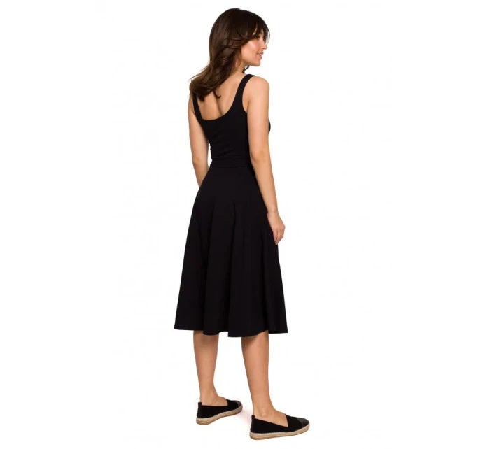 B218 Přiléhavé šaty bez rukávů - černé