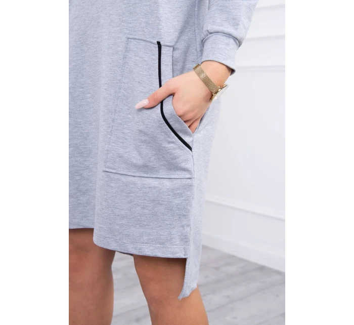 Neomezené šedé šaty Neomezené šedé šaty