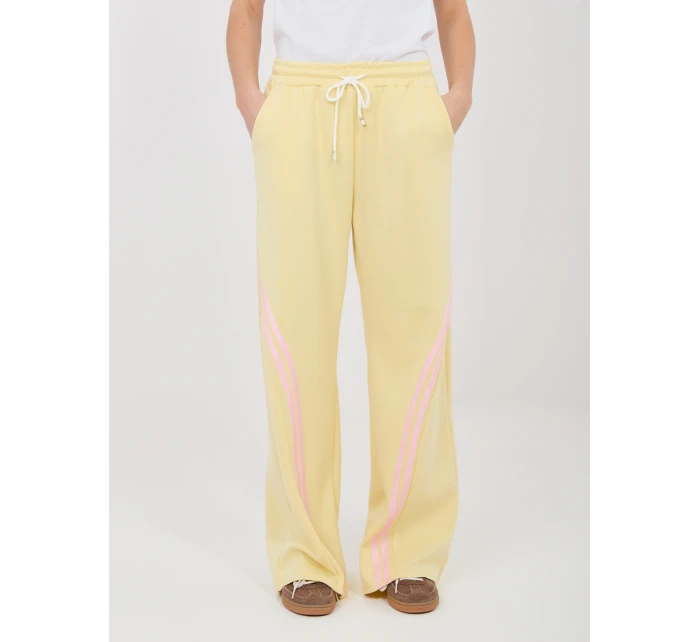 Spodnie dresowe IT DR 22168.66 jasny żółty