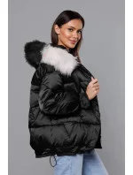 Černá krátká oversize bunda (H-1109-01) Černá krátká oversize bunda (H-1109-01)