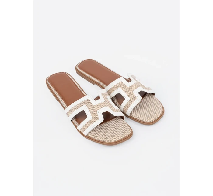 Designové dámské bílé  nazouváky na plochém podpatku