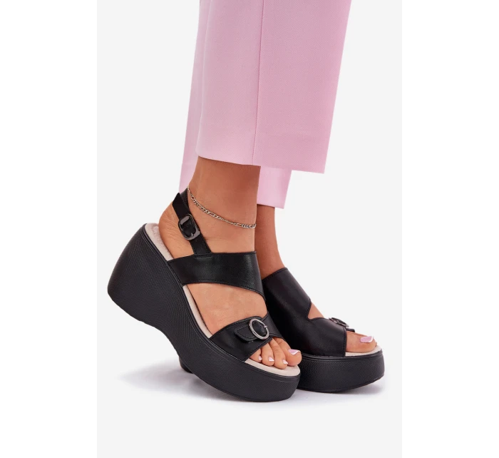 Kožené dámské sandály na platformě a podpatku model 21695743 černé - S.Barski