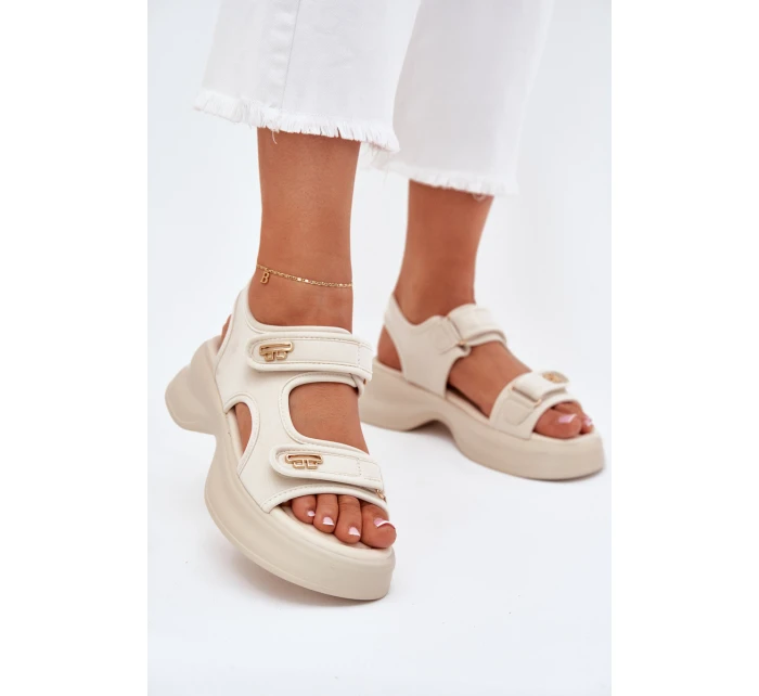 Dámské sandály se zlatými detaily béžové model 21701752 - EVENTO Dámské sandály se zlatými detaily béžové model 21701752 - EVENTO